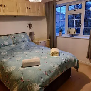  Apartment Redmire - 2 Bed 1st Floor Flat Overlooking Green United Kingdom