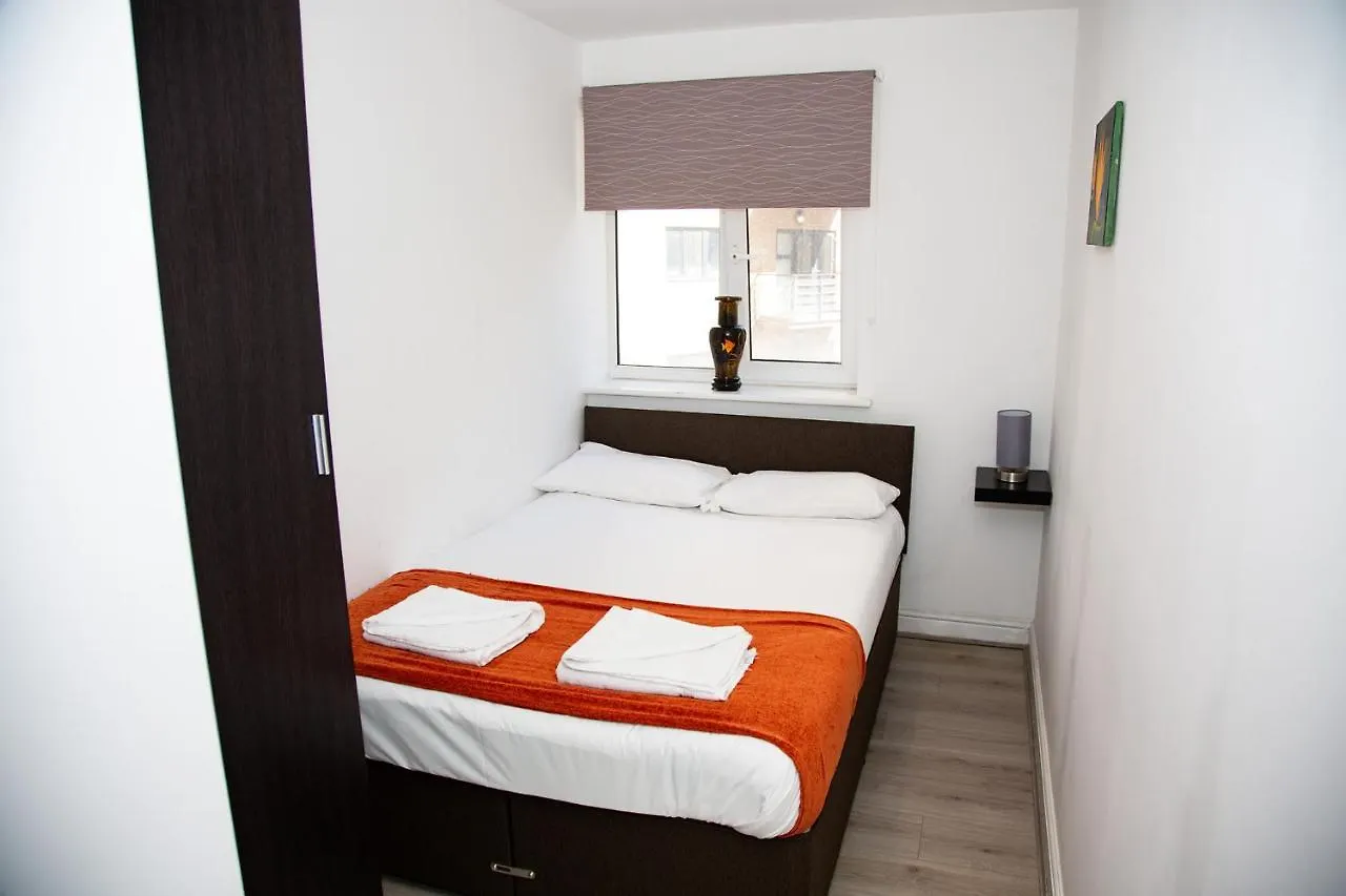 Alexander Prestige Apartment Newcastle upon Tyne 0*,